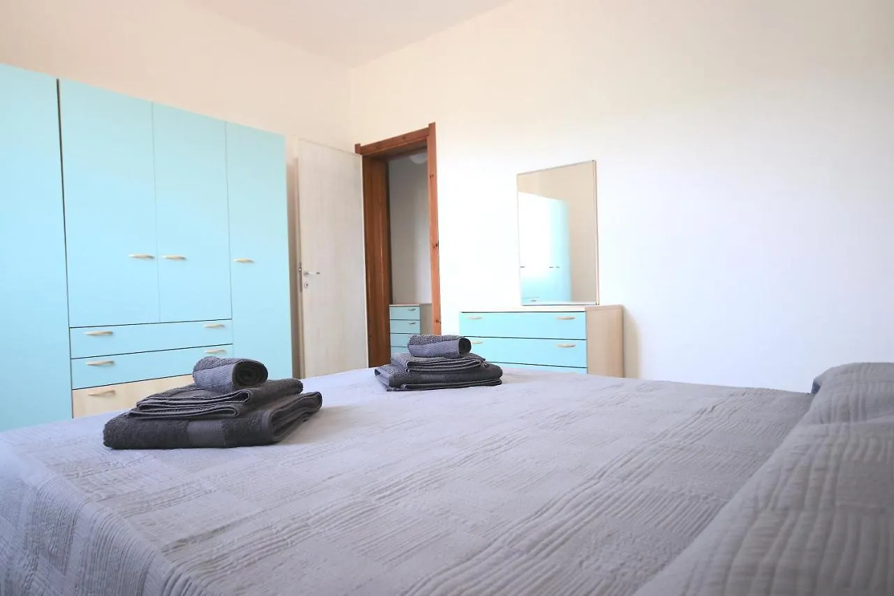Villa Il Melograno 토르톨리 아파트