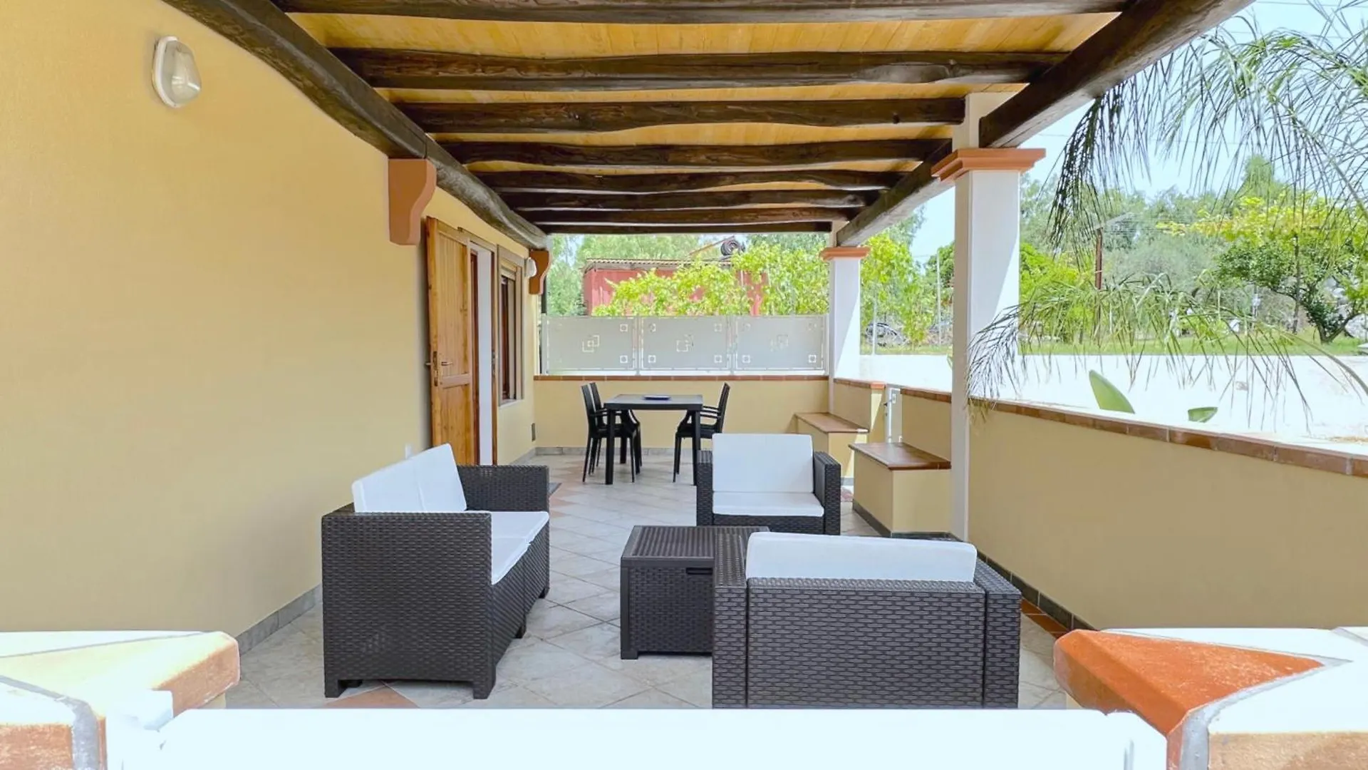 Villa Il Melograno トルトリ